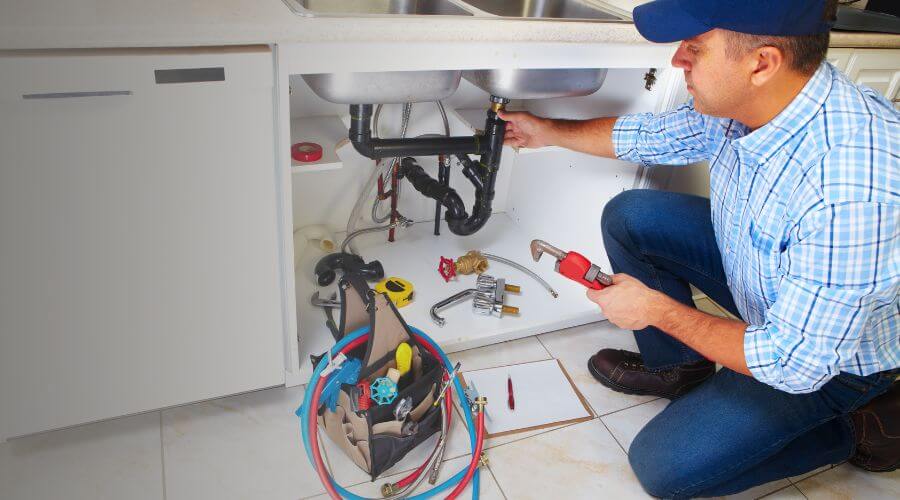 Local annual plumbing maintenance in Farina, IL